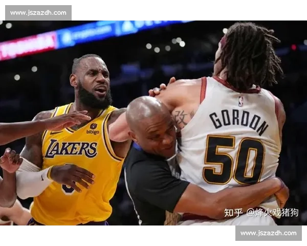 湖人鏖战掘金詹姆斯再度扛旗诠释领袖价值与时代对决之夜焦点战役